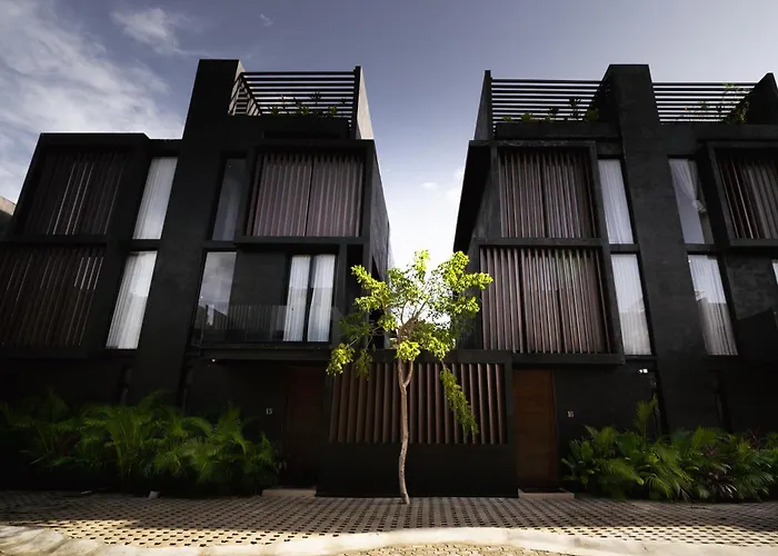 Villa Design Luxury Villa, 3 Pools, Rooftop, Near