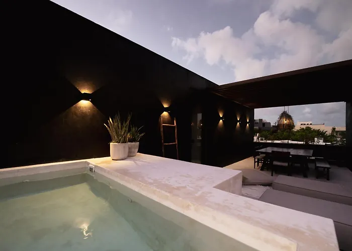 Design Luxury Villa, 3 Pools, Rooftop, Near